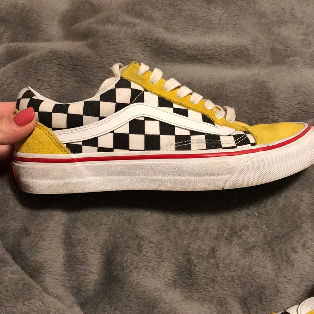 Vans custom shoes - Picture 2 of 3